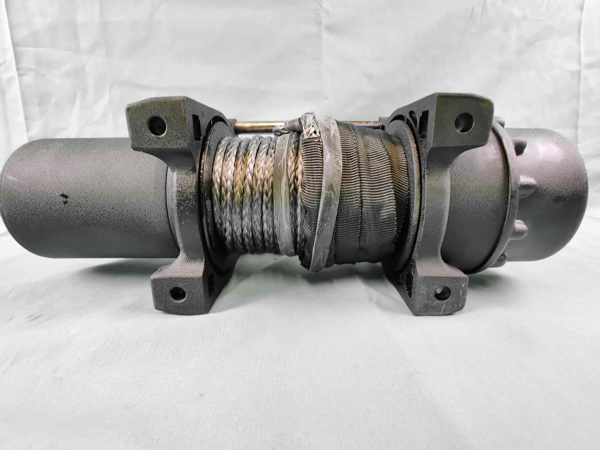 Vinssi Runva 2500 kg köydellä, EWX5500A